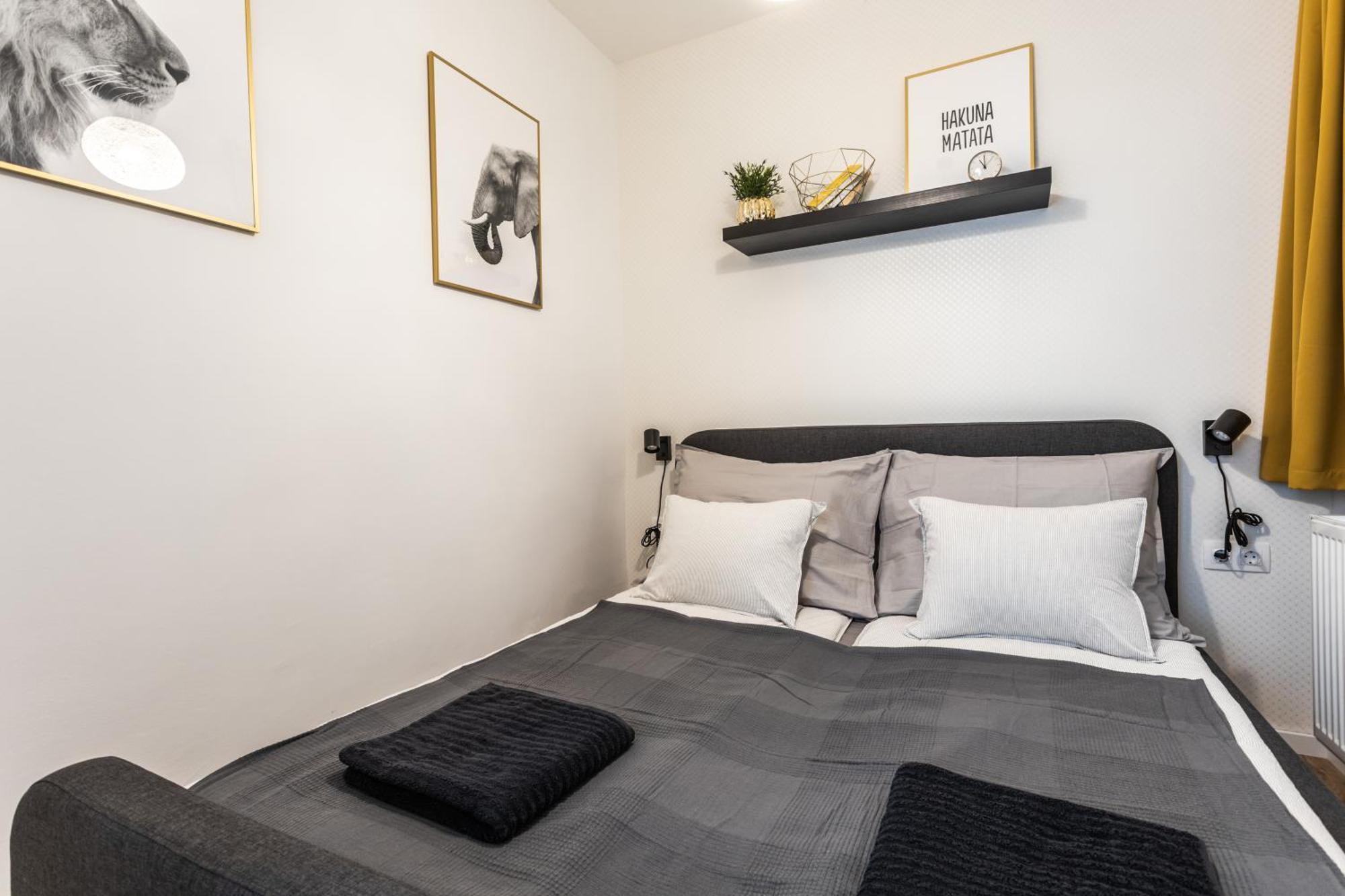 Szechenyi Apartment - Free Private Parking Pecs Exterior photo